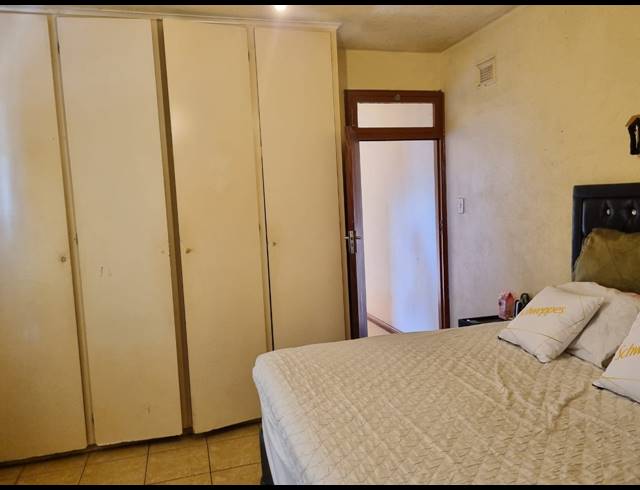 2 BEDROOM FLAT FOR SALE IN UMBILO